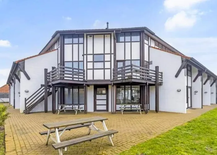 Holiday home Duinengolf 37